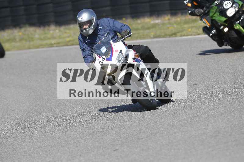 /01 02.04.2026 MAZ ADR/Gruppe rot/34